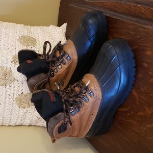Northwest Territory duck boots, size 8